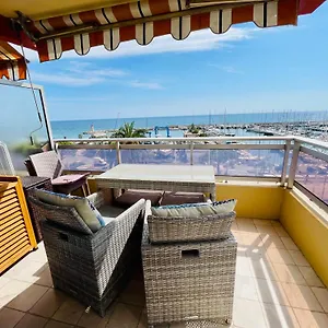 Superbe En Bord De Mer, Près Du Centre Et Des Plages Appartamento